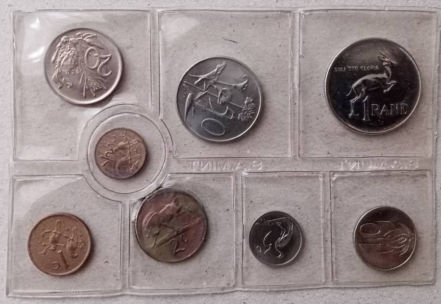 1977 Republic uncirculated Mint pack (R1-1/2c)