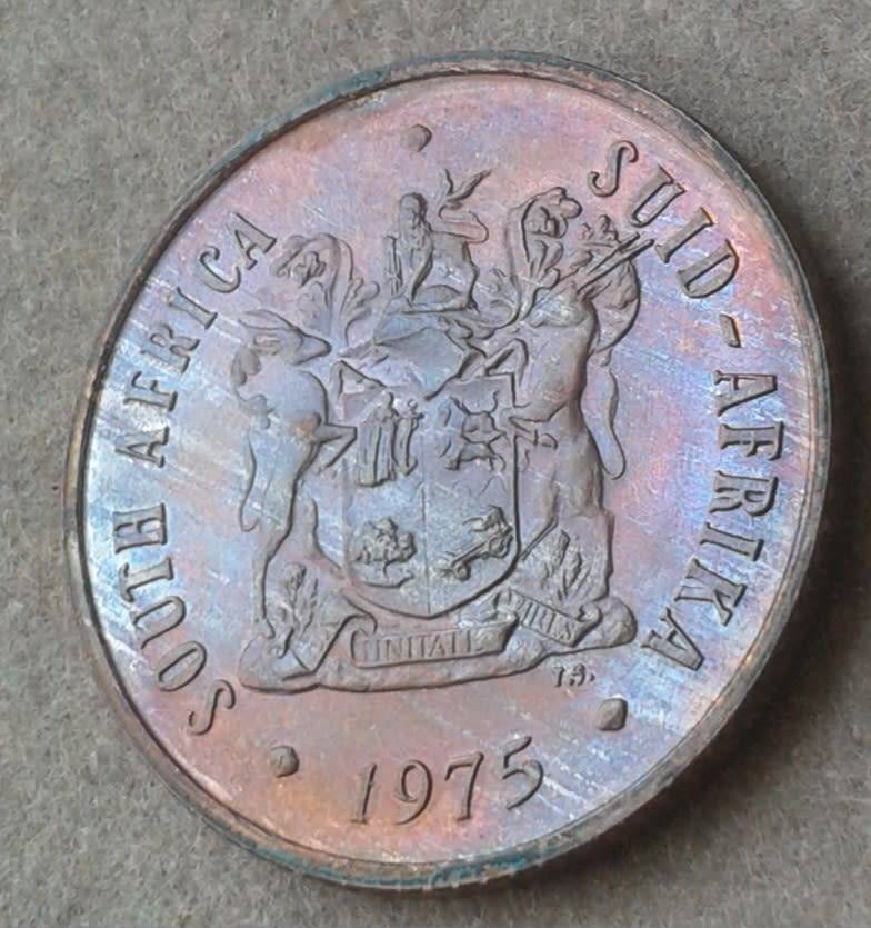 Nice 1975 Uncirculated 2c