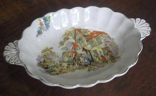 'Tally-Ho' hunting scene dish