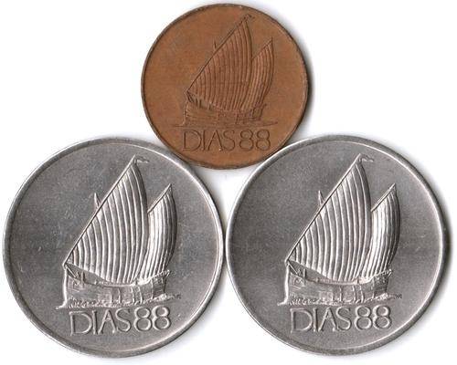 Dias 1988 - Quincentenary medals(x2) & Vaneiro medallion - as per scans