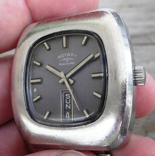 Classic vintage Rotary automatic, vertical day/date watch - recently serviced