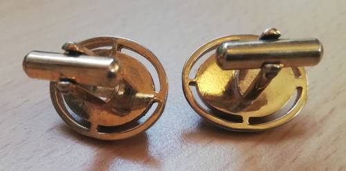 Vintage Tiger`s eye gold coloured cufflinks