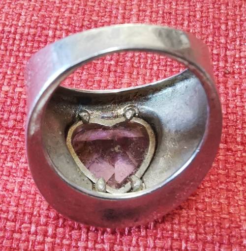 Vintage sterling silver ring with pink heart-shaped stone