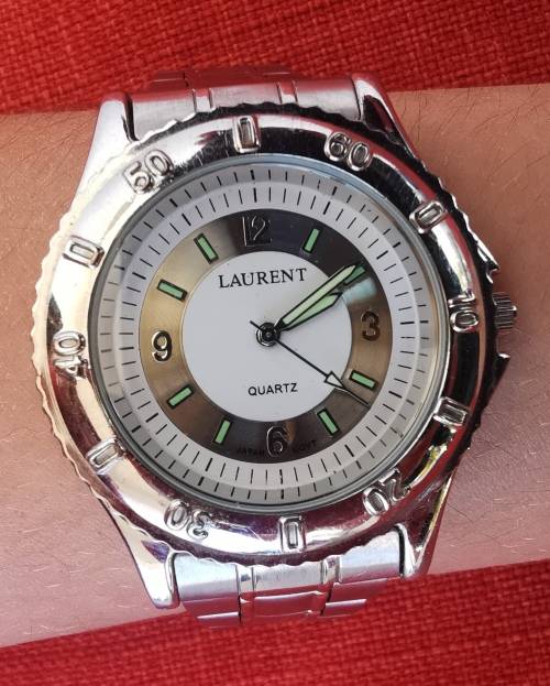Laurent quartz watch with rotating bezel - Japanese movement - new battery, working