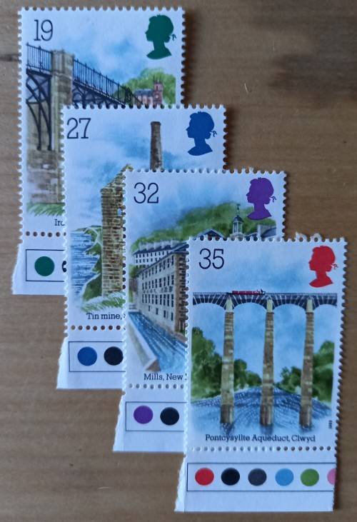 1989 Great Britain lot of 5 FDCs & 20 MNH stamps, CV$60 - see details