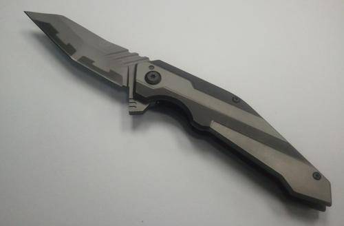 Columbia Folding Knife with pouch **New**
