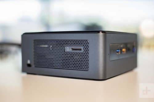 Powerful Intel NUC - Core i7 8th gen - 16GB DDR4 - 128GB SSD - MINT Condition