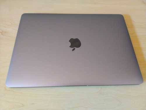13 Macbook Pro i5 Space grey 2017 - With original Box