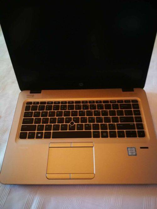 HP EliteBook 840 G3 - Intel i5 - 256GB SSD - 8GB - 14" FHD