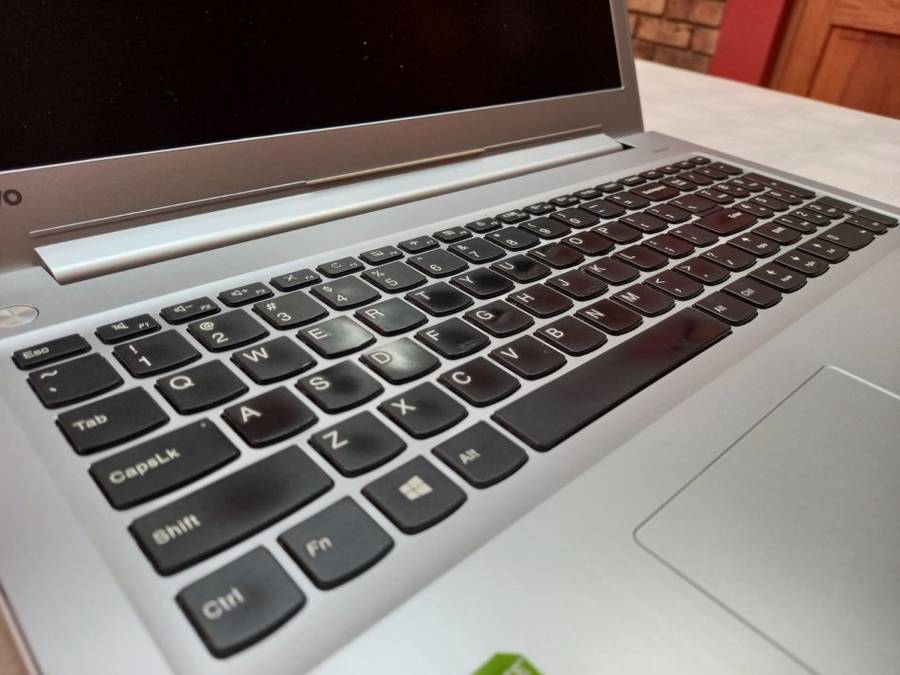 Lenovo Laptop - Intel i7 th gen - 1TB HDD - 15.6" FHD Nvidia Graphics