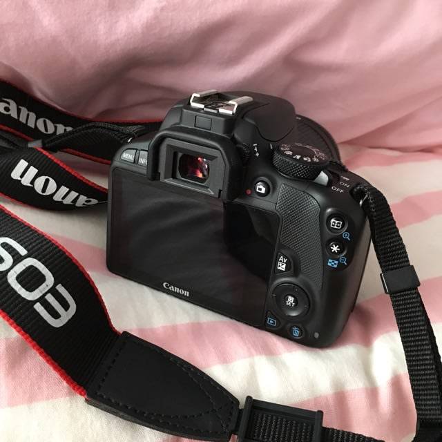 Canon EOS 100D with EFS 18-55mm lens