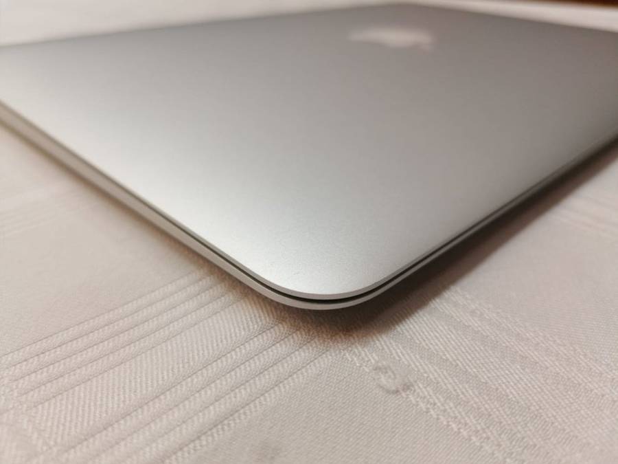 Powerful MacBook Air "Core i5" 1.8 13inch (2017 model) - MINT Condition