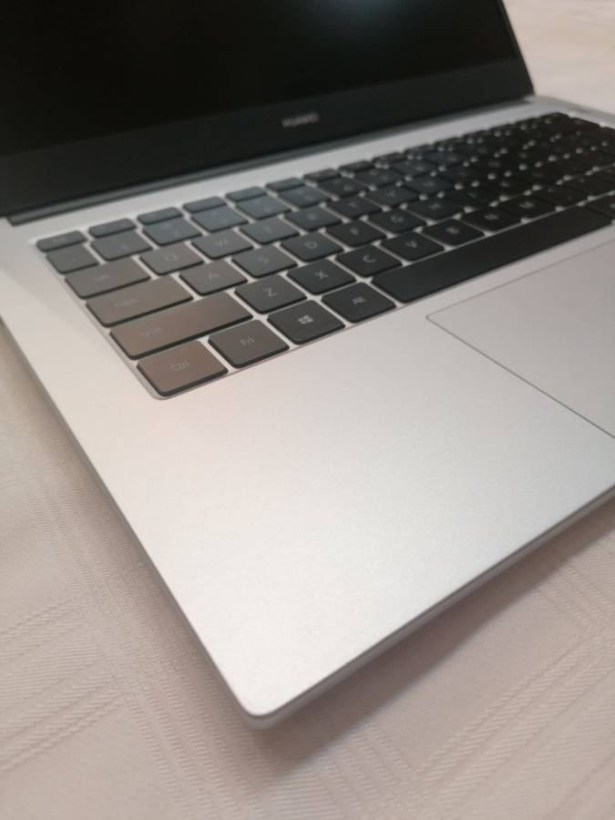 HUAWEI MateBook D14 - Intel 10th gen - 512GB SSD - 8GB - 14" FHD IPS - nVidia Graphics