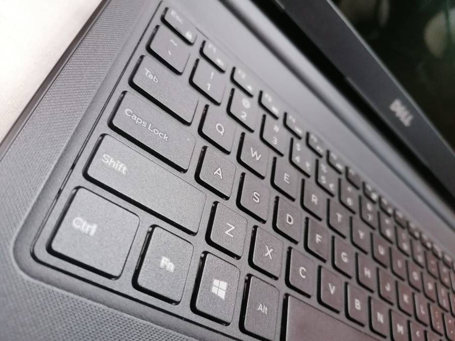 Dell Business Laptop - Intel i7 - 8GB Memory - 1TB Storage - AMD Radeon Graphics