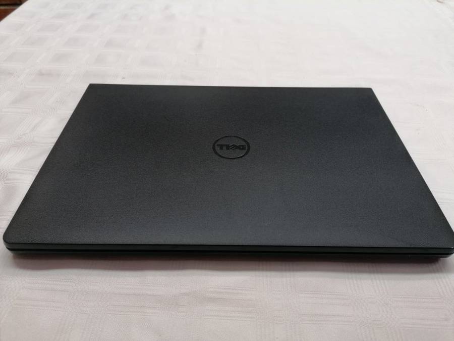Dell Business Laptop - Intel i7 - 8GB Memory - 1TB Storage - AMD Radeon Graphics