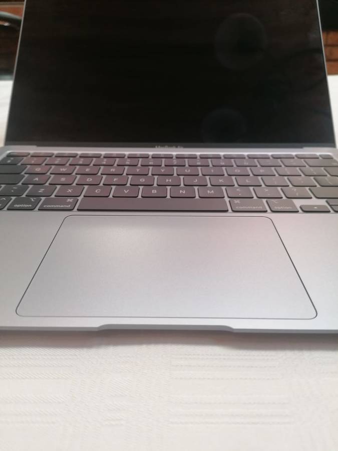 M1 Macbook Air 2020 - 256GB SSD - M1 - Mint Condition - With Box