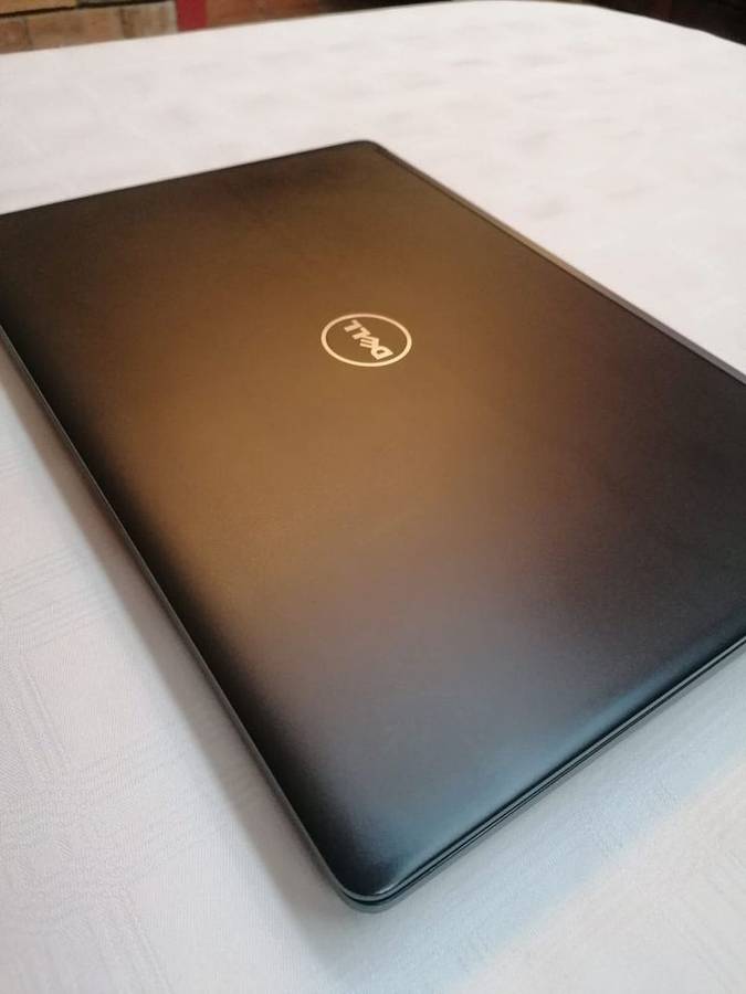 Dell Latitude 5480 - Intel i5 - 8GB - 256GB SSD - 14" HD Display