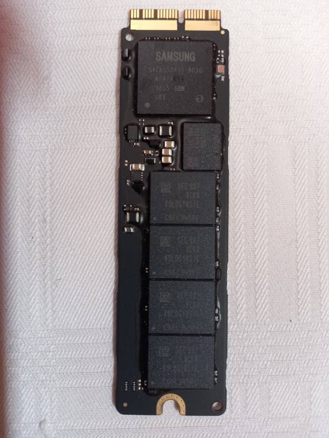 Original Apple 128GB SSD Samsung MZ-JPV128S/OA2