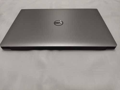 Dell Precision 5520 Intel i7 7th Gen 16GB 1TB SSD PCIe NVMe 15.6` IPS FHD