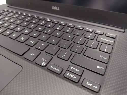 Dell Precision 5520 Intel i7 7th Gen 16GB 1TB SSD PCIe NVMe 15.6` IPS FHD