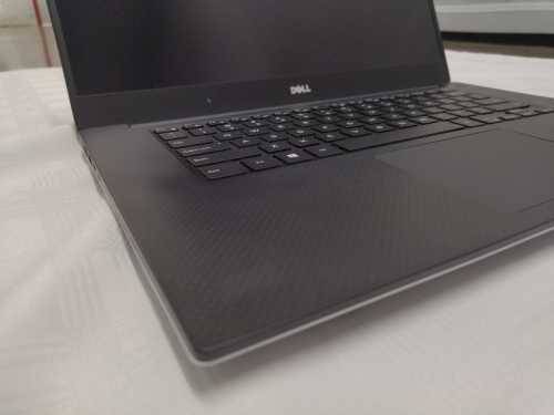 Dell Precision 5520 Intel i7 7th Gen 16GB 1TB SSD PCIe NVMe 15.6` IPS FHD