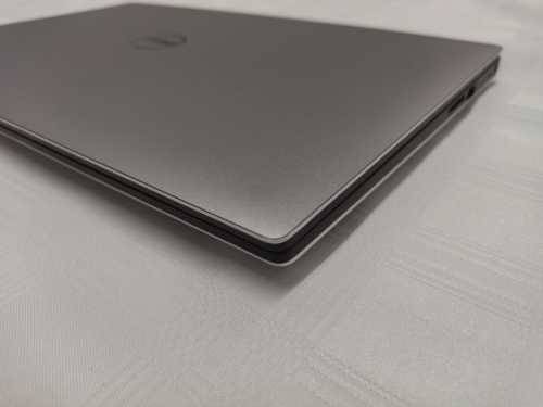 Dell Precision 5520 Intel i7 7th Gen 16GB 1TB SSD PCIe NVMe 15.6` IPS FHD