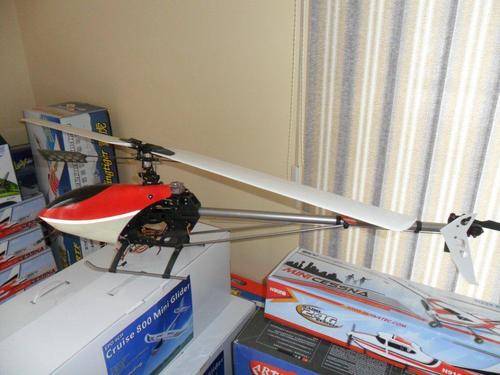 GAUI HURRICANE 550 + assorted spares