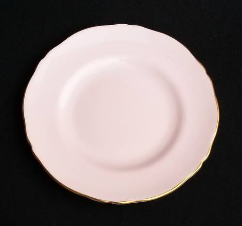 ROYAL CROWN (Staffordshire) FINE BONE CHINA CAKE PLATE (pale pink) made in England c.1930-1956.