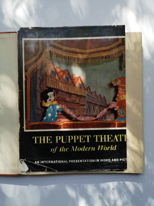 PUPPET THEATRE OF THE MODERN WORLD, FIRST EDITION 1967, PLAYS INC BOSTON