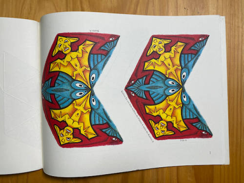 M.C. Escher: kaleidozyklen (Kaleidocycles)