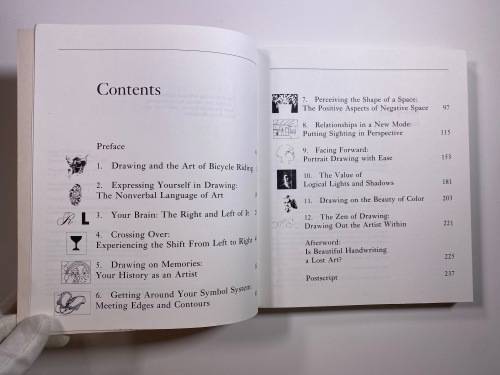 Drawing on the Right Side of the Brain by Betty Edwards