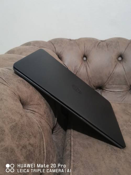***MONSTER SPECS*** HP ELITE BOOK 15" FHD i7 5th GEN// 4G LTE// 8 GB RAM// 1 TB SATA DRIVE