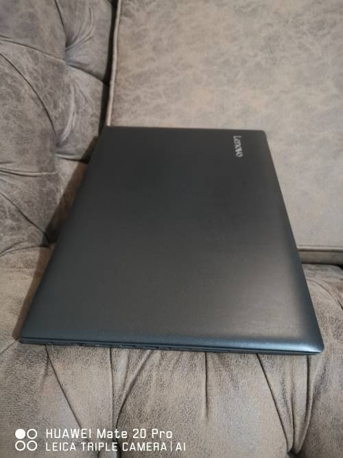 *** BOXED GAMING LATEST LENOVO i7 8th Gen QUAD-CORE// RADEON GFX// 15" FHD// 8 GB RAM// 1TB DRIVE