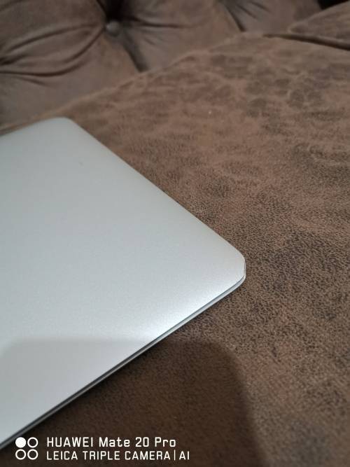 ***RARE LIMITED EDITION*** APPLE MACBOOK AIR Intel® Core i7** 512 GB SSD** 8 GB RAM** ULTRABOOK
