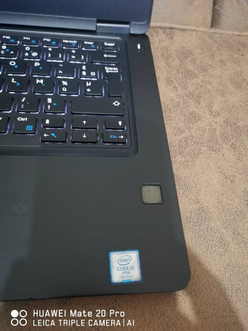***LIKE NEW DELL LATITUDE E5480 i5 7th GEN** 8GB RAM** 4G LTE** 256 GB SSD** FINGERPRINT ULTRA BOOK