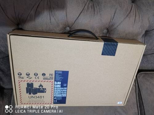 ***SEALED BOXED BRAND NEW ASUS AMD RYZEN 7 (= i7 10th GEN)** 512 GB SSD** RADEON VEGA GFX** 8GB RAM