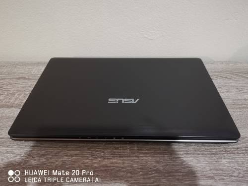 ***AMAZING BUSINESS CLASS*** ASUS i5 15 " HD SCREEN** 1 TB SATA DRIVE** 4 GB RAM