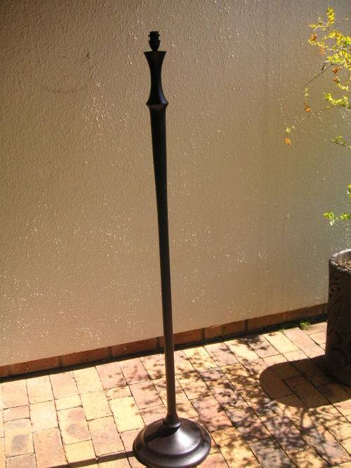 STANDARD LAMP
