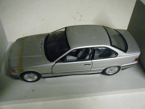 BMW 328i -MINT CONDITION-WITH BOX