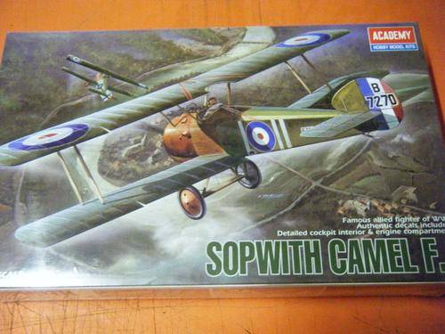 SOPWITH CAMEL  F.1-BY ACADEMY-1/32 SCALE-NEW AND SEALED