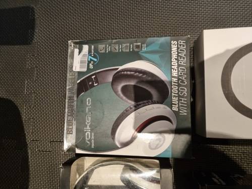 4 x Various Headphones !!!! BARGAIN !!!! FREE SHIPPING !!!!!