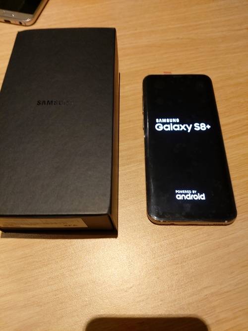 Samsung S8 PLUS  !!! SUPER NEAT !!! BARGAIN !!!! LIKE NEW !!!!!!