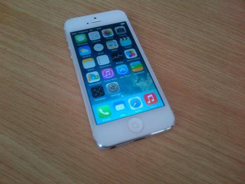 Apple iphone 5 64gb BARGAIN!!!!!