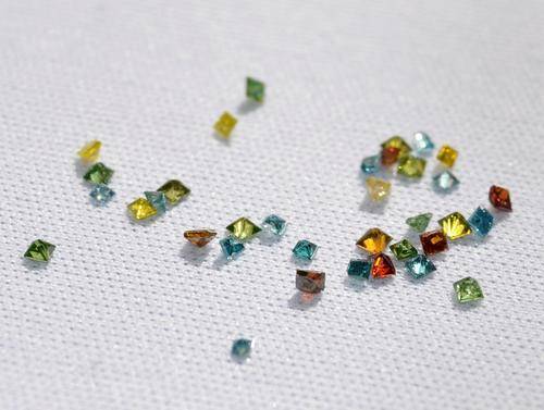 NICE PARCEL OF MULTI COLOR PRINCESS CUT ACCENT DIAMONDS ! .80ct !