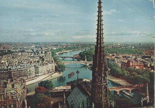 UN USED POST CARD FRANCE