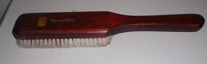 VINTAGE SUITE BRUSH