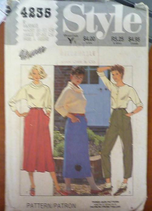 STYLE PATTERN 4235 SIZE 8-12