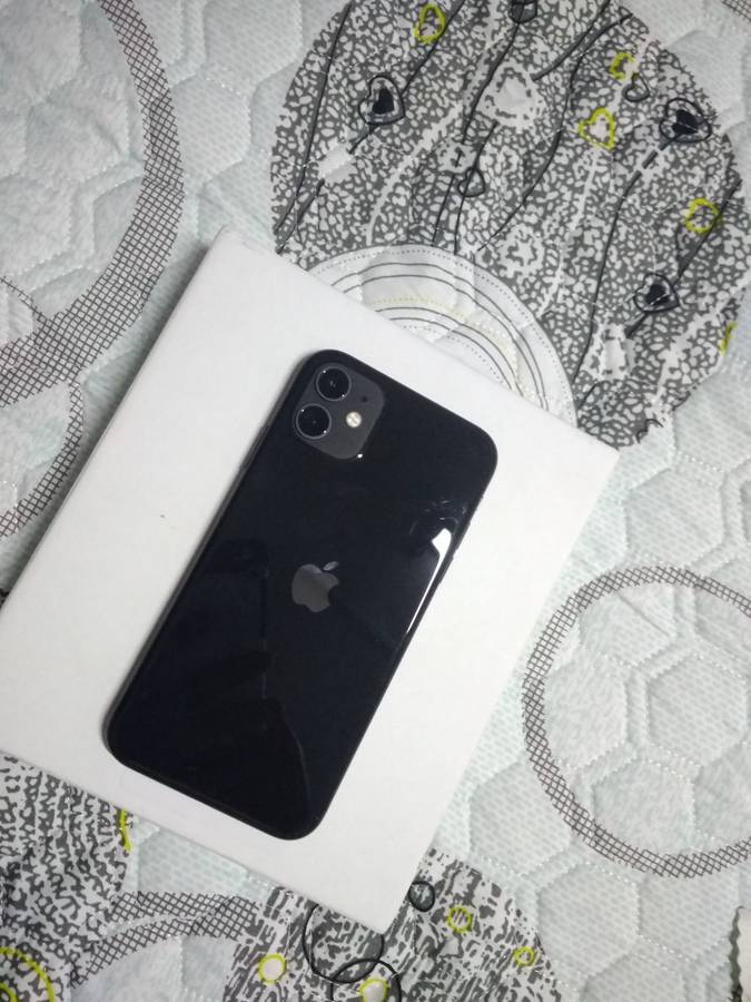 iPhone  11 BARGAIN!!!