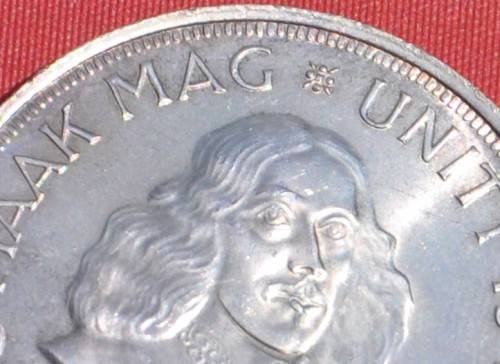 50 CENTS 1962 CROWN 50% Silver 5S - *numismatic opportunity and lucrative investment* BRILLIANT UNC