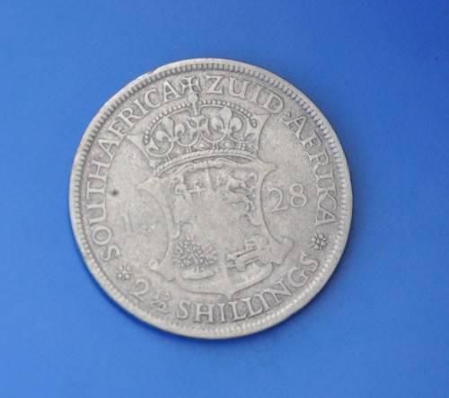 UNION OF SOUTH AFRICA Half Crown 1928 - rare in any condition